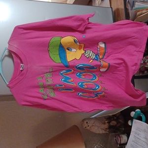 Women's plus size.Looney tunes Tshirt